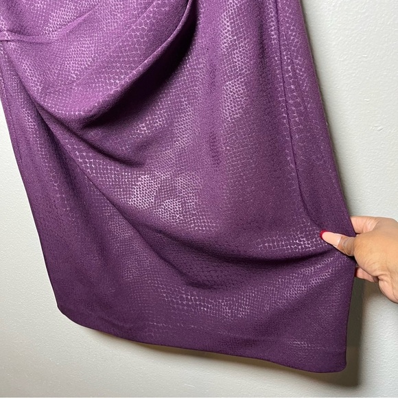Adrianna Papell Women Dress 10 Purple Snakeskin Embossed Sliming Ruched Cocktail - Picture 14 of 14